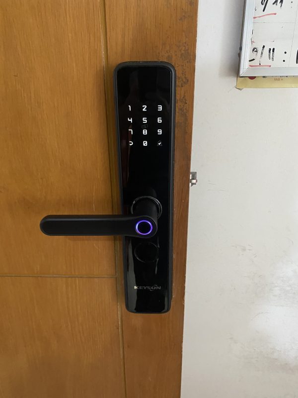 Khóa thông minh keyson E102