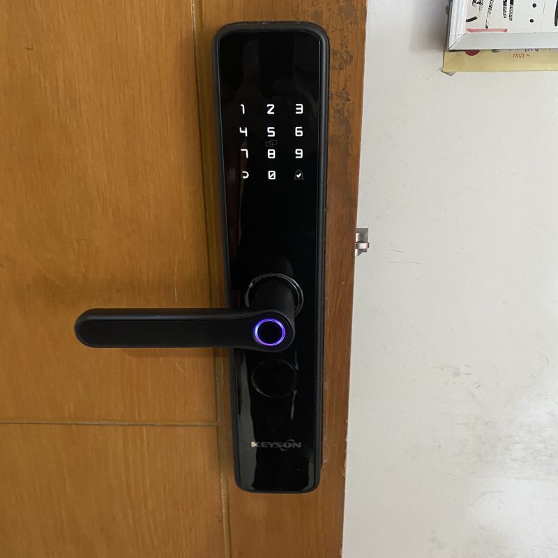 Khóa thông minh keyson E102